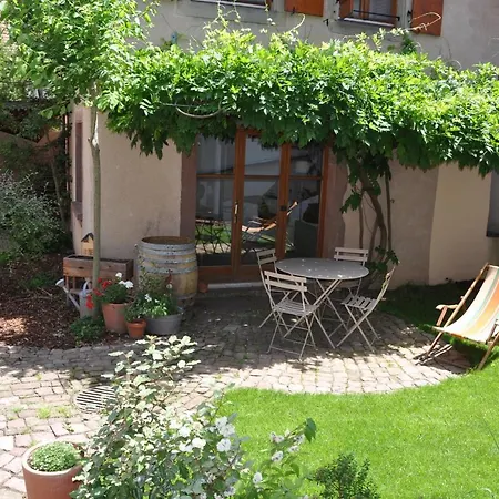 Au Gres Des Vignes *