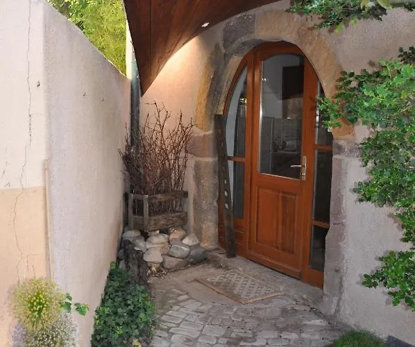 Au Gres Des Vignes *